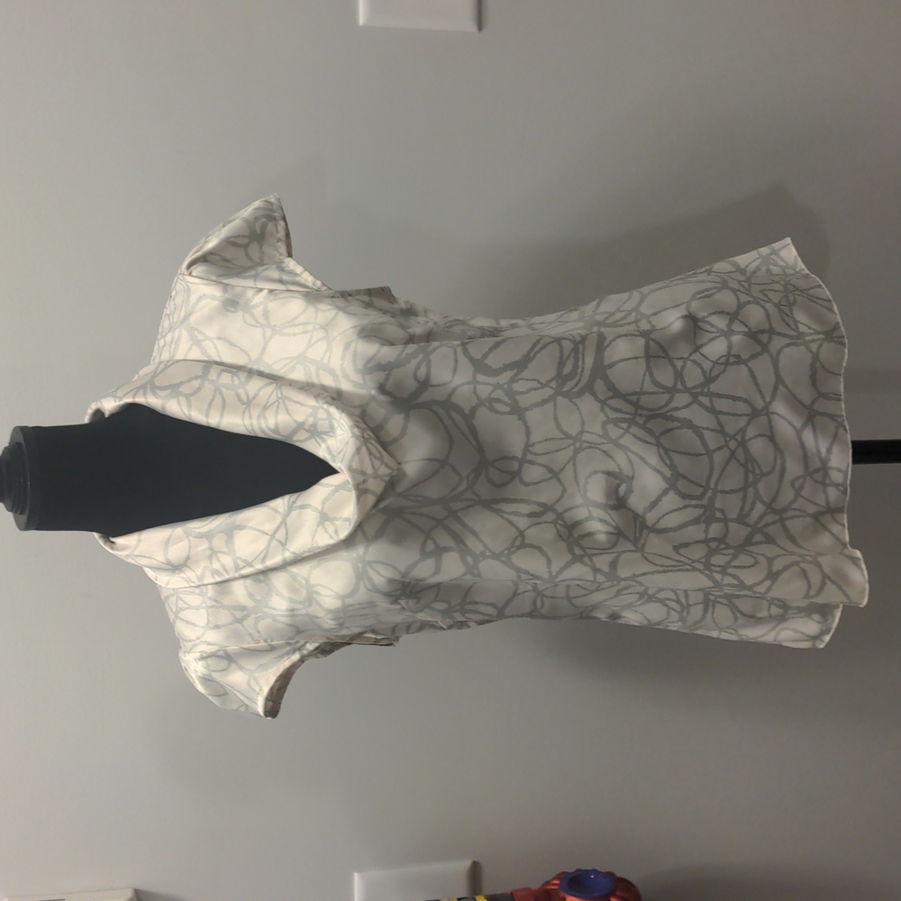 Banana republic scoop neck blouse